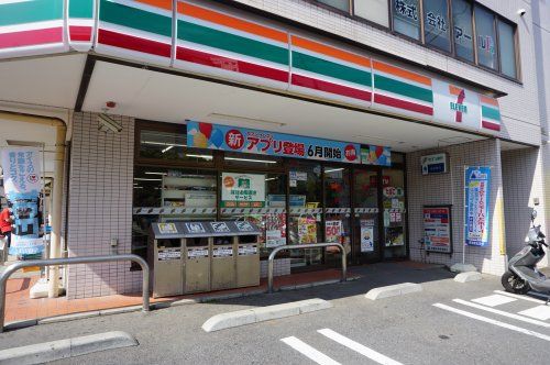 セブン−イレブン横浜坂本町店の画像