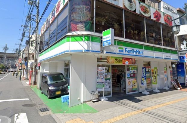 ファミリーマート 南越谷一丁目店の画像