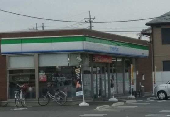 ファミリーマート上大塚店の画像