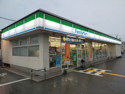 ファミリーマート 八尾太田新町店の画像