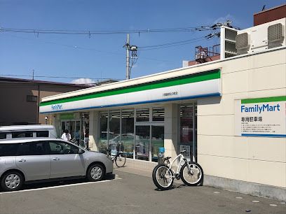 ファミリーマート 八尾跡部北の町店の画像