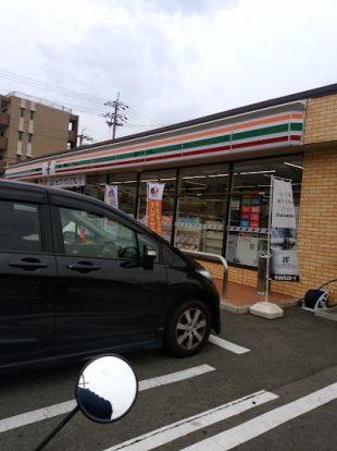 セブンイレブン 八尾水越東店の画像