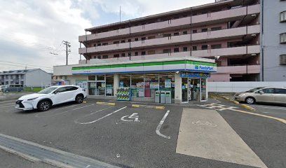 ファミリーマート MYS八尾木北店の画像