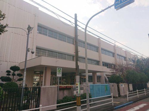 八尾市立亀井中学校の画像