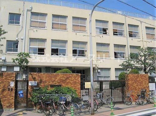 大阪市立西淡路小学校の画像