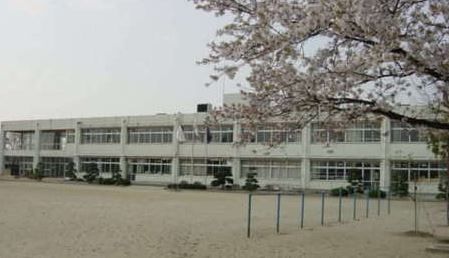 伊勢崎市立茂呂小学校の画像