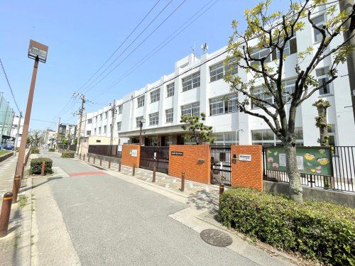 大阪市立平尾小学校の画像