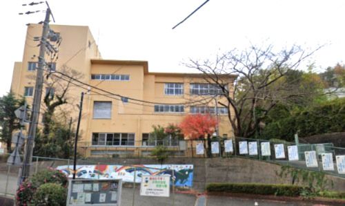 宝塚市立長尾台小学校の画像