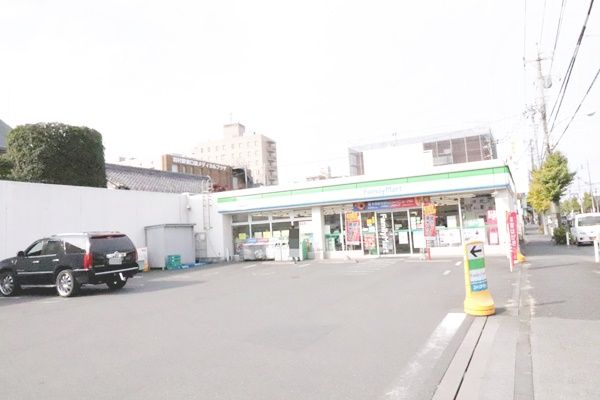 ファミリーマート羽村駅前通り店の画像