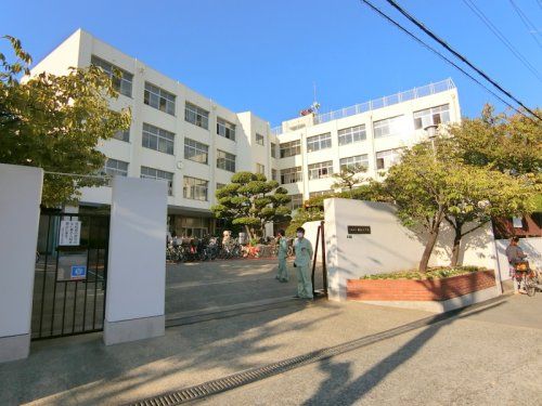 大阪市立佃西小学校の画像
