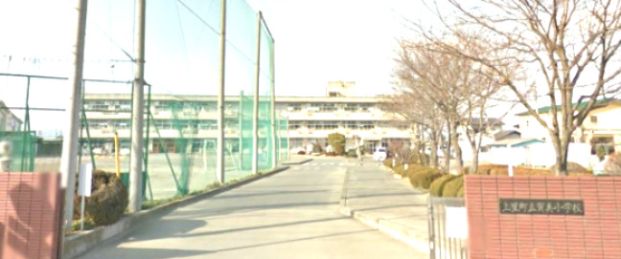 上里町立賀美小学校の画像