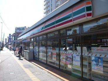 セブンイレブン 足立梅島1丁目店の画像