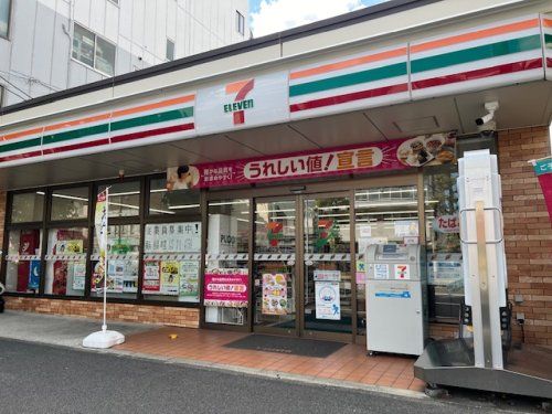 セブンイレブン横浜浅間町店の画像