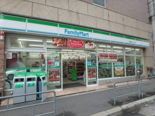 ファミリーマート曽根崎一丁目店の画像