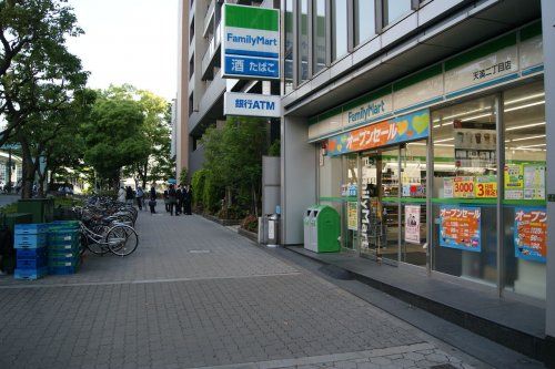 ファミリーマート天満二丁目店の画像