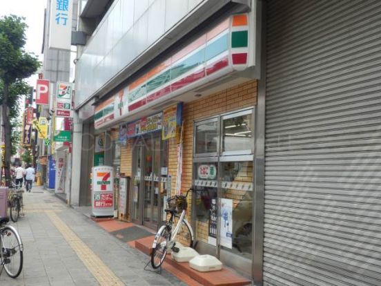 セブンイレブン大阪宗右衛門町東店の画像