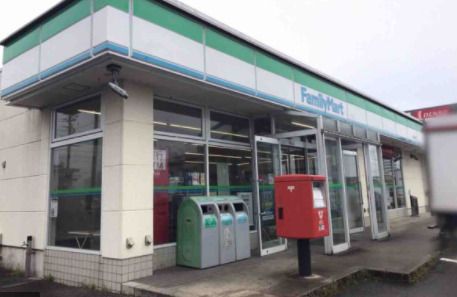 ファミリーマート　亀田大月店の画像