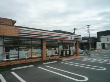 セブンイレブン 足立青井5丁目店の画像