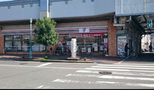 セブンイレブン片町店の画像