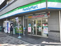 ファミリーマート 西成区役所前店の画像