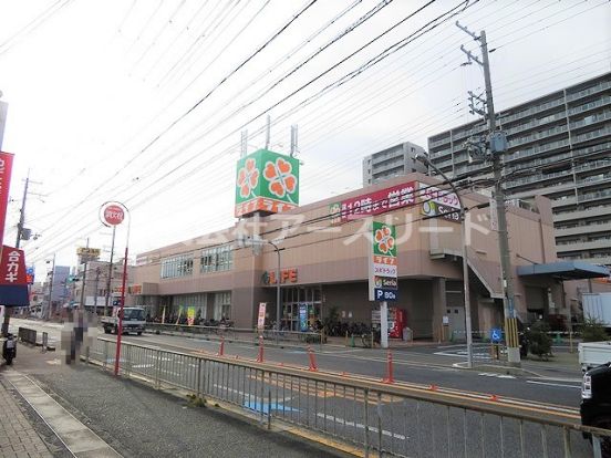 ライフ 岸部店の画像