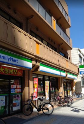 ファミリーマート 小浦桜川一丁目店の画像