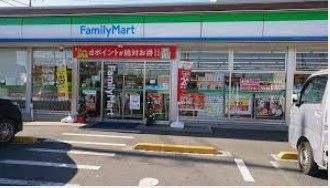 ファミリーマート あきる野滝山街道店の画像