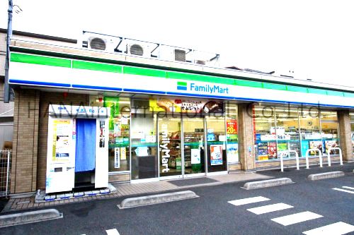 ファミリーマート 川崎川中島二丁目店の画像