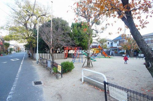 東楠風荘公園（内：竹永稲荷）の画像