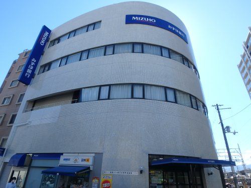 みずほ銀行塚口支店の画像