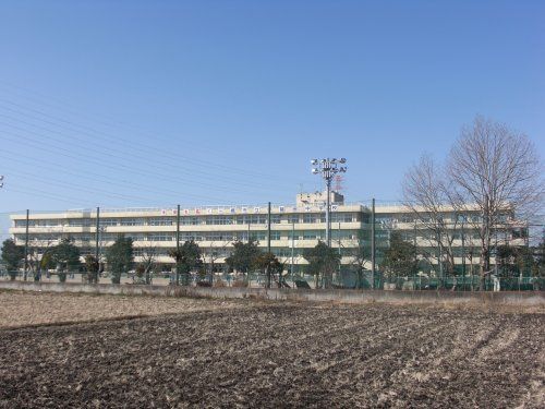 三郷市立早稲田中学校の画像