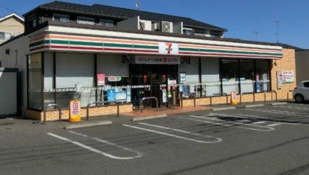 セブンイレブン 町田鶴川団地店の画像