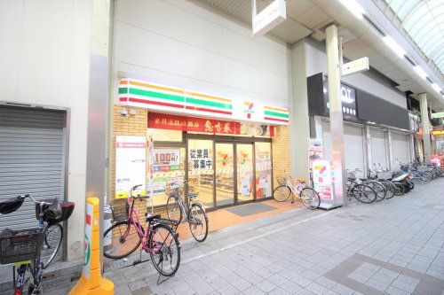 セブンイレブン 堺北瓦町1丁店の画像
