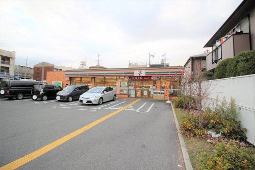 セブンイレブン 堺松屋大和川通店の画像