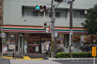 セブンイレブン 川崎木月店の画像