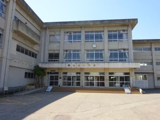 福井市立社北小学校の画像