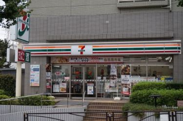 セブンイレブン 川崎鷺沼駅前店 の画像