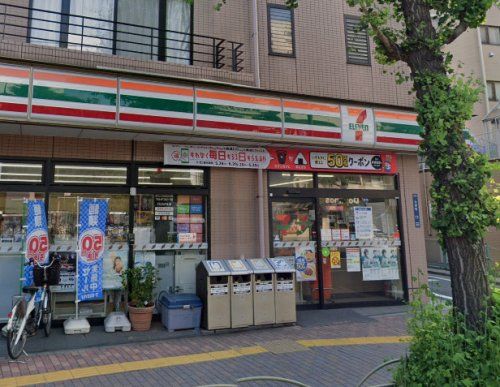 セブンイレブン 板橋大原町店の画像