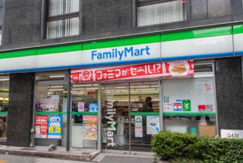 ファミリーマート 東池袋二丁目店の画像