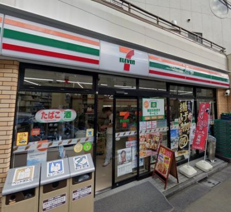 セブンイレブン 板橋大和町店の画像