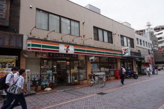 セブンイレブン 川崎小杉法政通り店 の画像