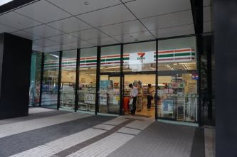 セブンイレブン 川崎武蔵小杉駅前店 の画像