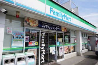 ファミリーマート 川崎宮内一丁目店 の画像