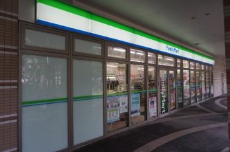 ファミリーマート 武蔵小杉駅前店 の画像