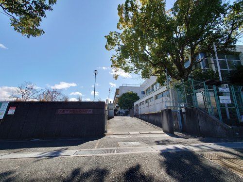 豊川南小学校の画像