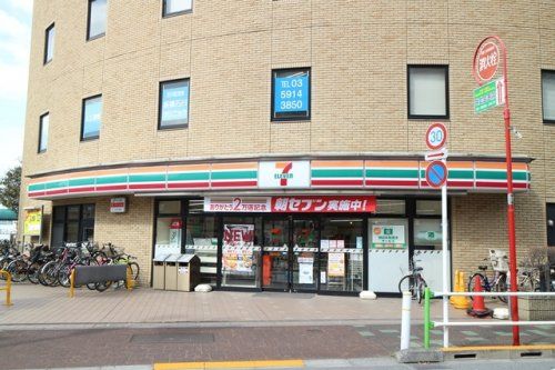 セブンイレブン 板橋小豆沢3丁目店の画像