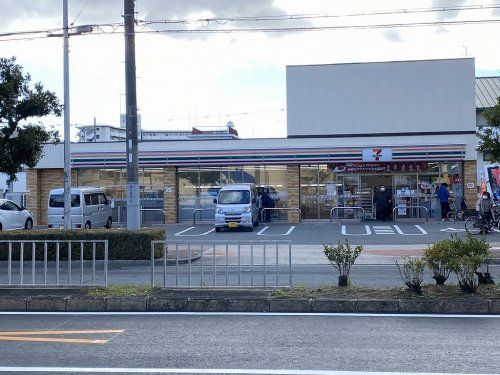 セブンイレブン 大阪豊里大橋店の画像