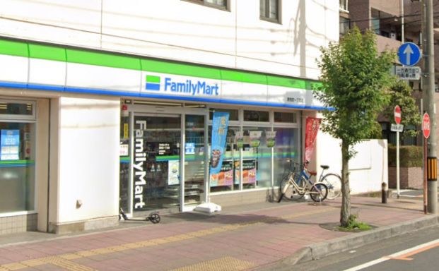 ファミリーマート 蕨南町一丁目店の画像