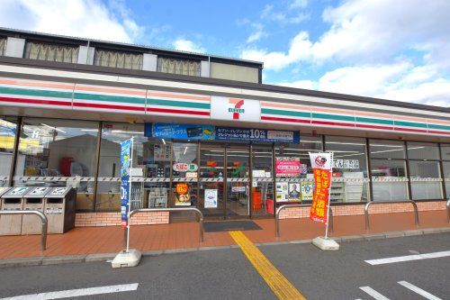 セブンイレブン 大阪長吉川辺3丁目店の画像