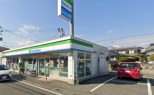 ファミリーマート 月見ヶ丘団地店の画像